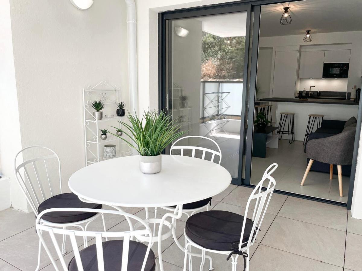 T2 Neuf Terrasse Pres Des Plages Saint-Cyr-sur-Mer Exteriér fotografie
